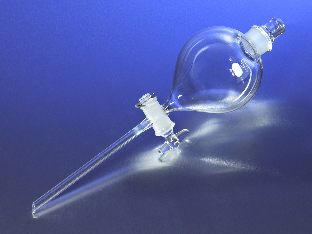 PYREX® 1L Globe-Shaped Separatory Funnel, Glass Standard Taper Stopper, Standard Taper Stopcock