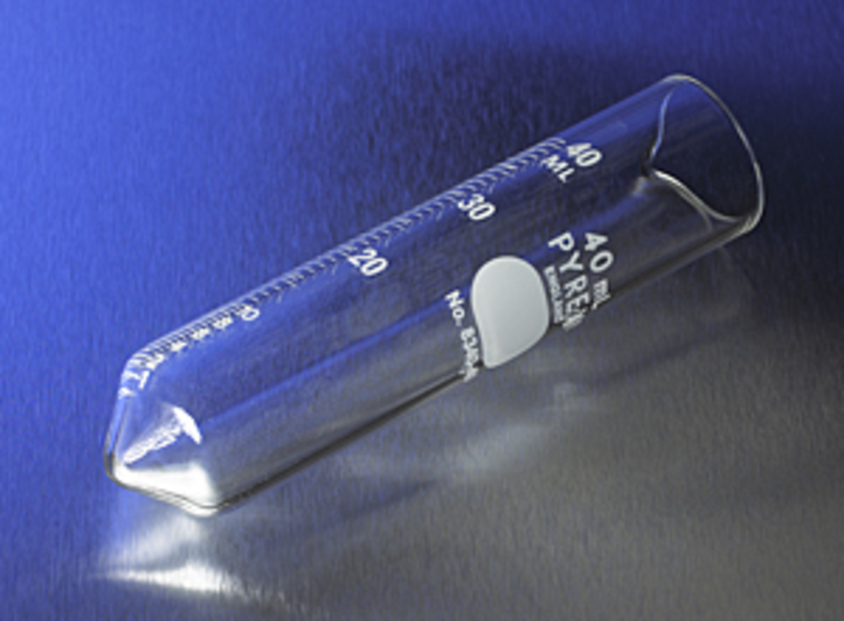 PYREX® 40 mL Heavy Duty Conical Centrifuge Tube, White Graduations with Pourout